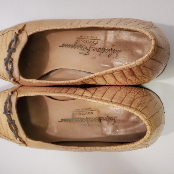 Salvatore Ferragamo alligator pumps - Picture 3 of 10